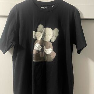 Kaws x Uniqlo tee